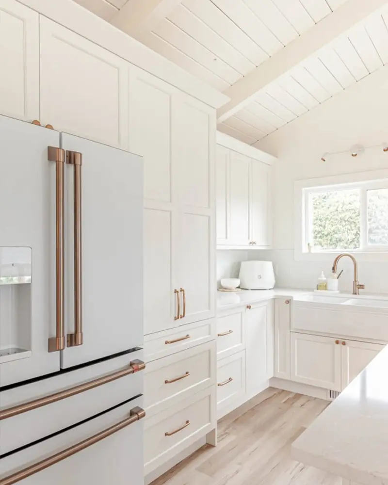 Classic Kitchen Cabinet