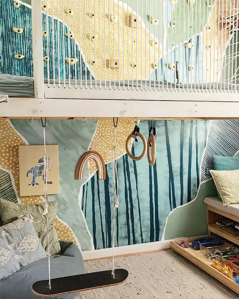 Green Kid's Bedroom
