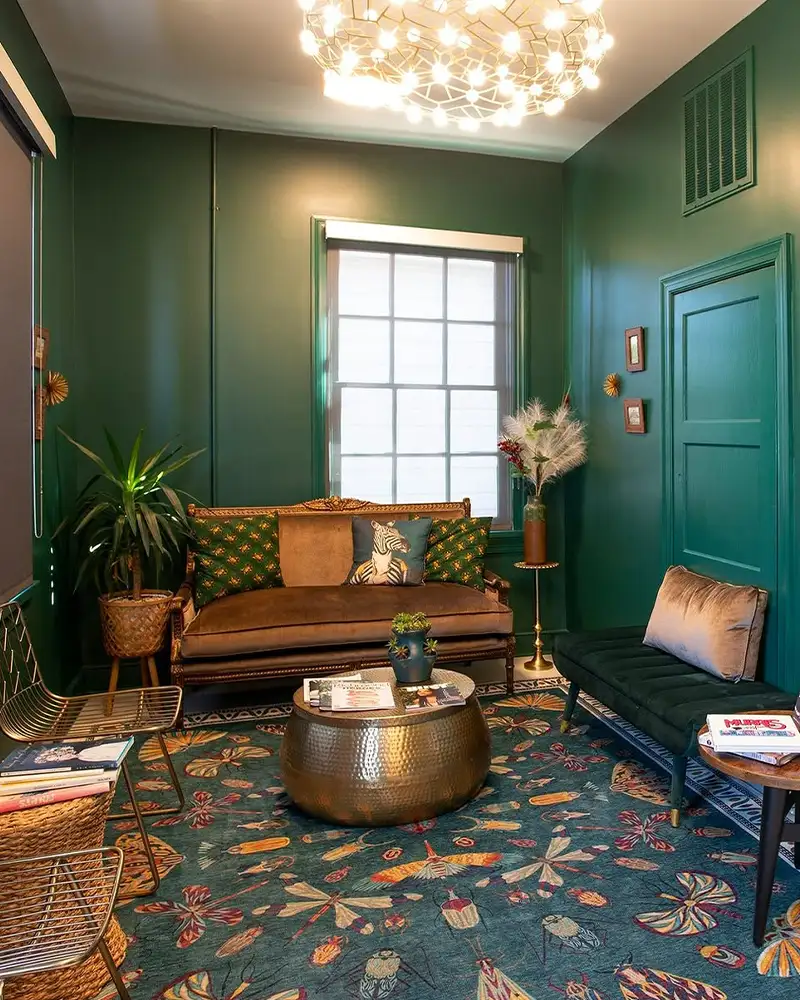 Hunter Green Room