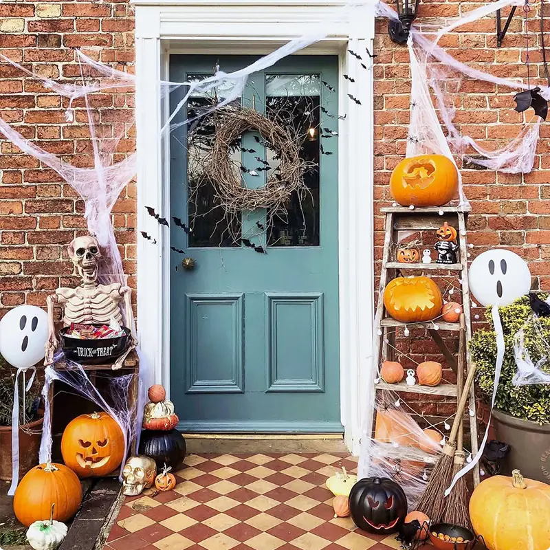 Spooky Vibes with Classic Pumpkins at the Door