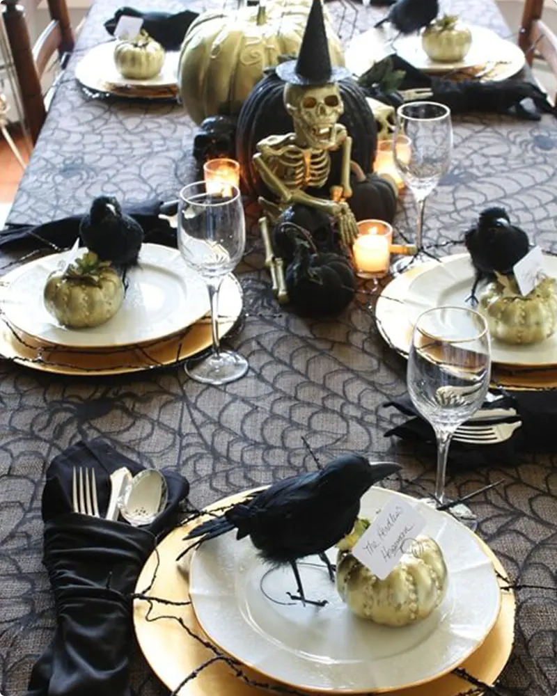 Elegant Halloween Tablescape with Spooky Details