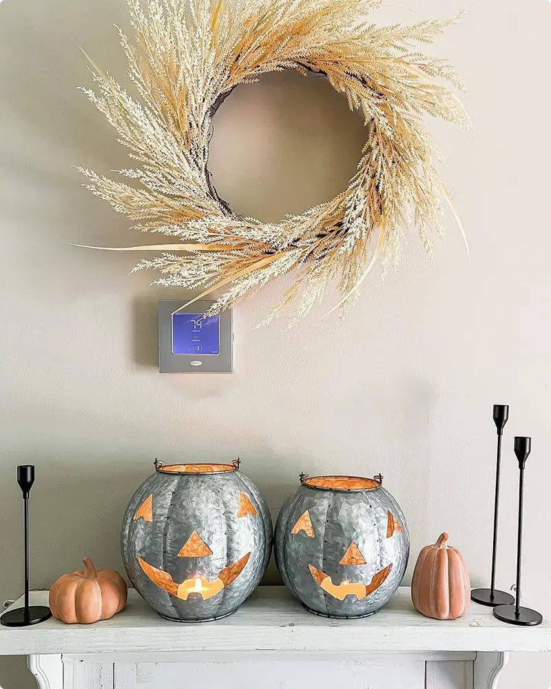 Modern Seasonal Touches That Echo Old-School Vibes